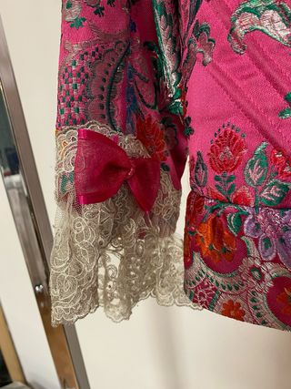 Traje de Fallera Niña fucsia con dos pares de zapt