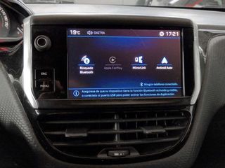 Peugeot 208 PureTech 82 Style 60 kW (82 CV)