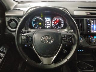 Toyota Rav4 2.5l hybrid Advance 2WD 145 kW (197 CV)