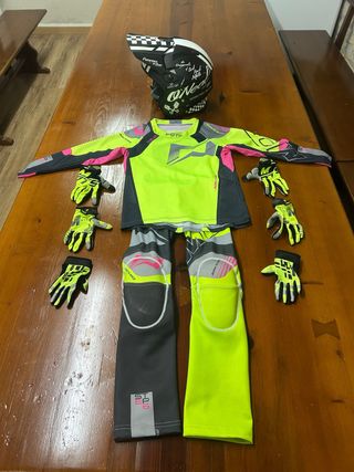 Equipación Trial Niño