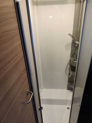 Autocaravana Dethleffs Just 90 T 7052 DBL