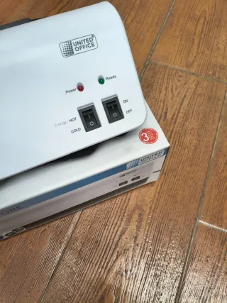 Plastificatrice A4 United Office Caldo/Freddo