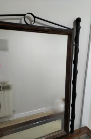 Mesa recibidor rústica con espejo