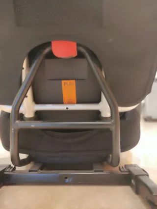 Silla de auto Totxtrem negra. Grupo 2/3. Isofix