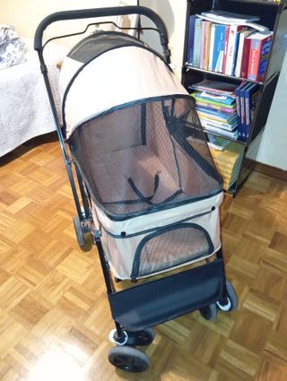 Carrito para mascotas beige y negro