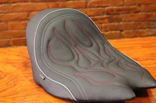 Tapizado Moto Negro y Verde