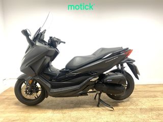 HONDA FORZA 125