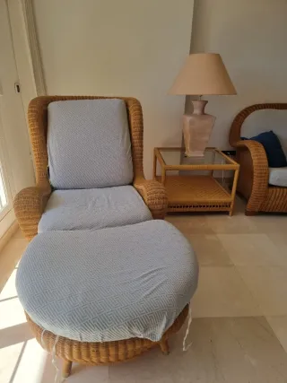 Conjunto Ratan Salon/Porche con sofa mesas butacas