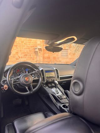 Porsche Cayenne 2016