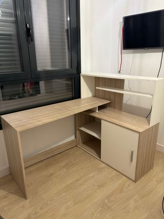Escritorio Brice con Altillo Miroytengo