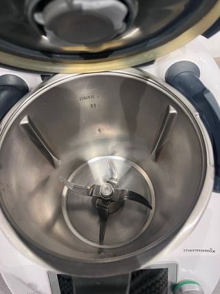 Thermomix TM6 con mochila de transporte se regalo.