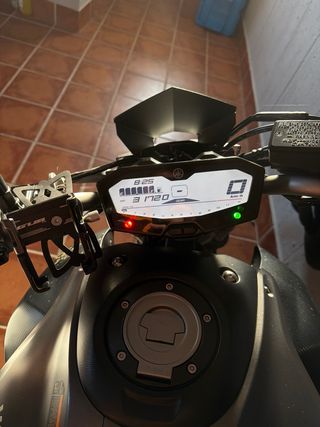 Yamaha MT-07 Negra/Gris
