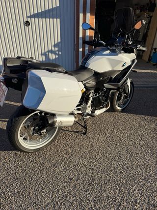 BMW F900 XR Adventure Moto
