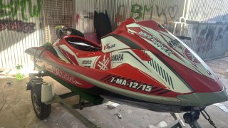 Mecanico de motos de agua y barcos
