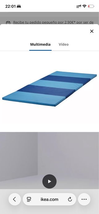 Alfombrilla plegable azul Ikea. 2 por 30 euros