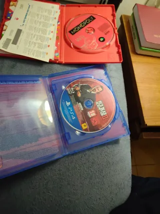 Pack Juegos Wii y PS4: Mario y Red Dead y mando.