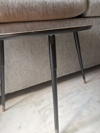 Mesa auxiliar moderna diseño curvo