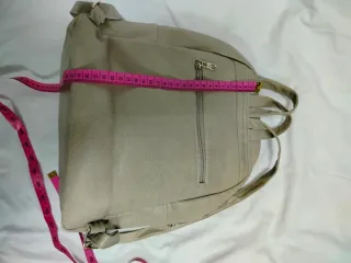 Mochila y Cartera Beige y Marrón