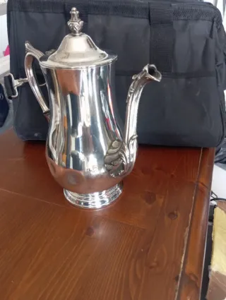 Tetera antigua plata