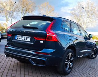 Volvo XC60 2022 R-Desing Hibrido 80km Autonomia