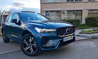 Volvo XC60 2022 R-Desing Hibrido 80km Autonomia