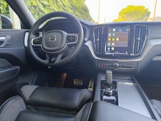 Volvo XC60 2022 R-Desing Hibrido 80km Autonomia