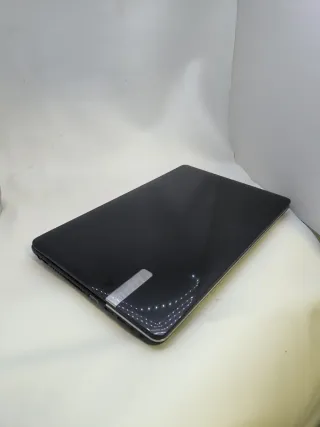 Ordenador portátil Packard Bell easy note