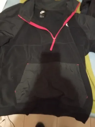 Polar Nike Negro con cremallera rosa
