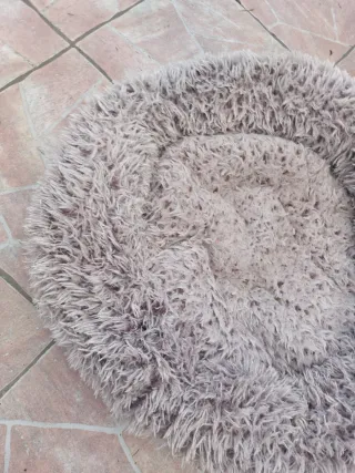 Lettino cuccia per cani con ossa e zampe 2 lettini