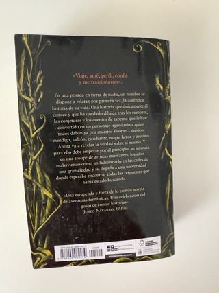 Libro “El nombre del viento”
