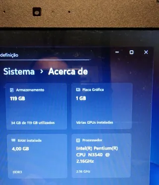 Portátil ASUS - Windows 11 e Office