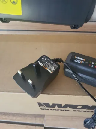 Cortacésped Recortadora de hilo inalámbrica Worx