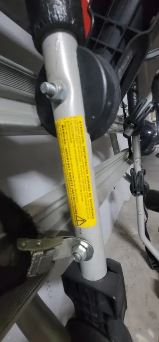 Portabicicletas de portón para 3 bicis