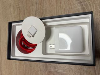 OnePlus 10 Pro 5G Caja Negra y Roja