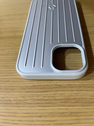 Funda iPhone 13 Rimowa Aluminio Nueva