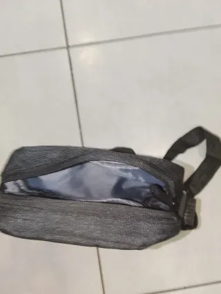 Bolso Negro Fashion con Rayas Blancas