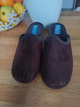 Zapatillas de casa marrones