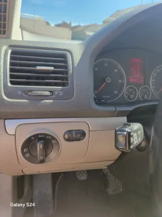 Volkswagen Golf 2008 1.9Tdi 105cv Acabado GTI.