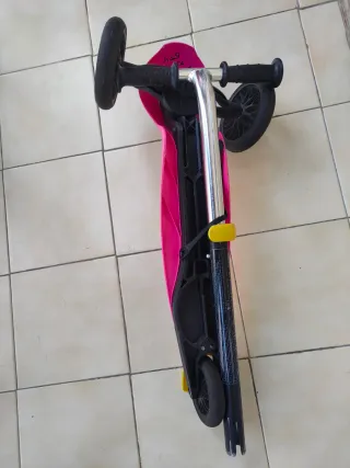 Patinete infantil 3 ruedas.