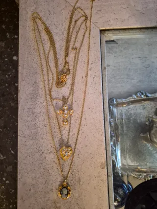 Relicario Fallera Cruz Corazón Cameo Oro