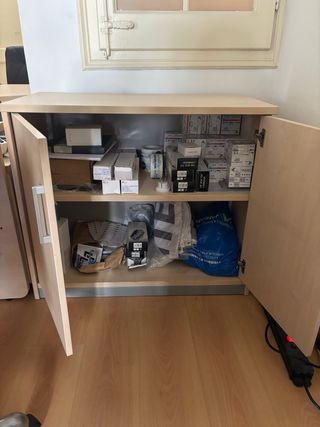 Armario bajo oficina con llave