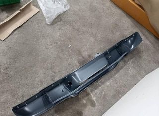 Nissan 385674 85014vk401 paragolpes trasero pickup