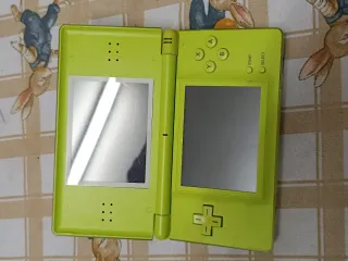 Nintendo DS Lite Verde - Edizione Speciale