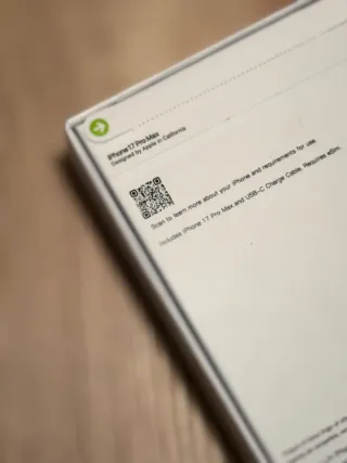 iPhone 17 Pro Max Naranja