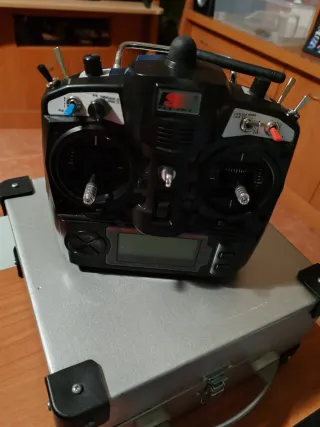 Emisora Fly Sky TH9X