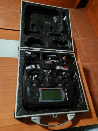 Emisora Fly Sky TH9X