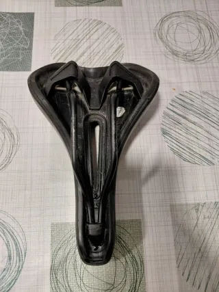 Sillín Selle Italia Gel Flow Negro