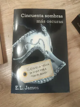 CINCUENTA SOMBRAS DE GREY