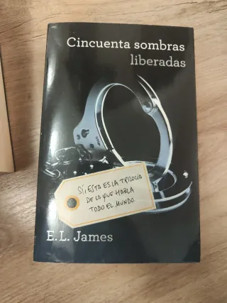 CINCUENTA SOMBRAS DE GREY