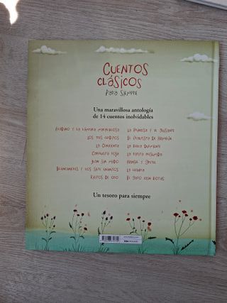 Libro infant Cuentos clásicos para siempre